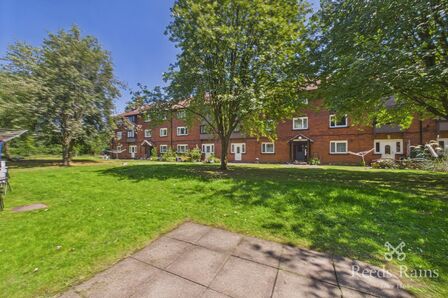 Canterbury Gardens, 2 bedroom Flat for sale, &pound;120,000