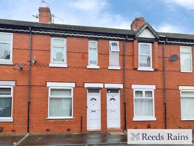 2 bedroom Mid Terrace House to rent