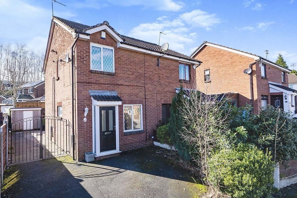 Main image of 2 bedroom Semi Detached House for sale, Pendlecroft Avenue, Pendlebury, Manchester, M27