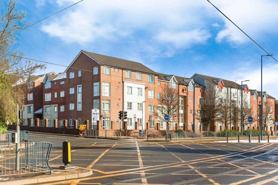 Main image of 3 bedroom Flat for sale, Sugar Mill Square, Salford, Greater Manchester, M5