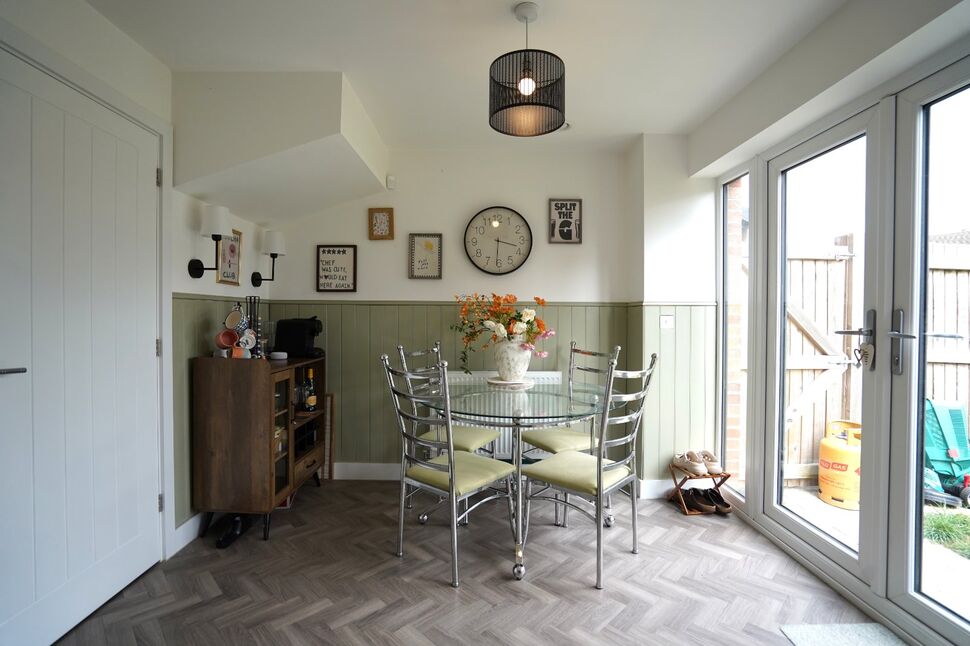 Dining Kitchen
