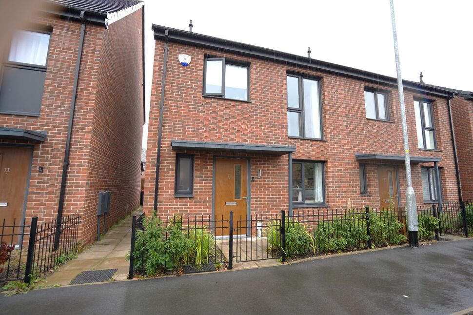 Main image of 3 bedroom Semi Detached House for sale, Amersham Street, Salford, Greater Manchester, M5
