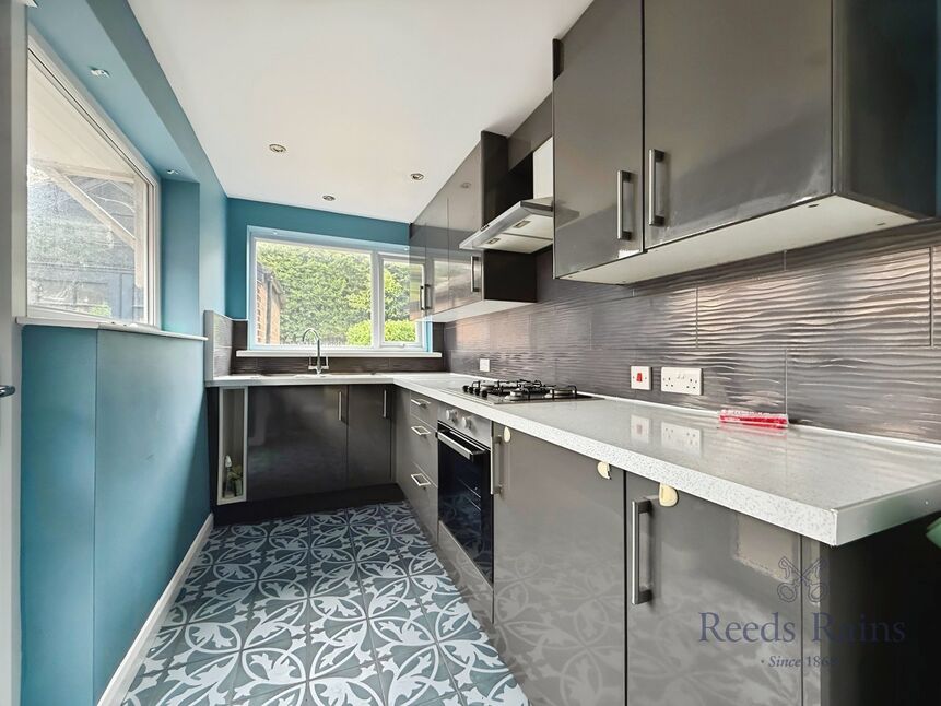 Kitchen / Breakfast Room