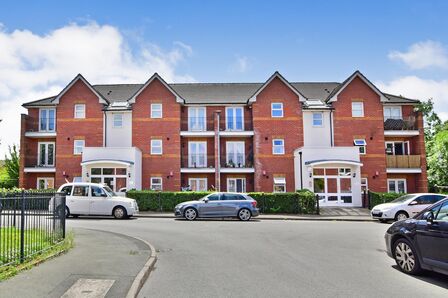 2 bedroom  Flat to rent