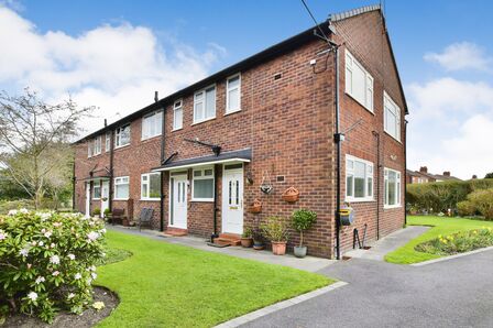 Sunningdale Court, 2 bedroom  Flat to rent, £1,050 pcm