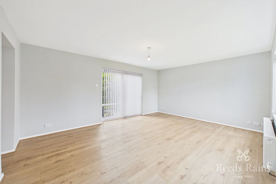Main image of 4 bedroom Mid Terrace House to rent, Avon Road, Heald Green, Greater Manchester, SK8