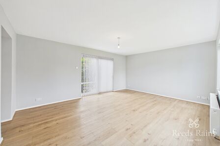 Avon Road, 4 bedroom Mid Terrace House to rent, &pound;1,650 pcm