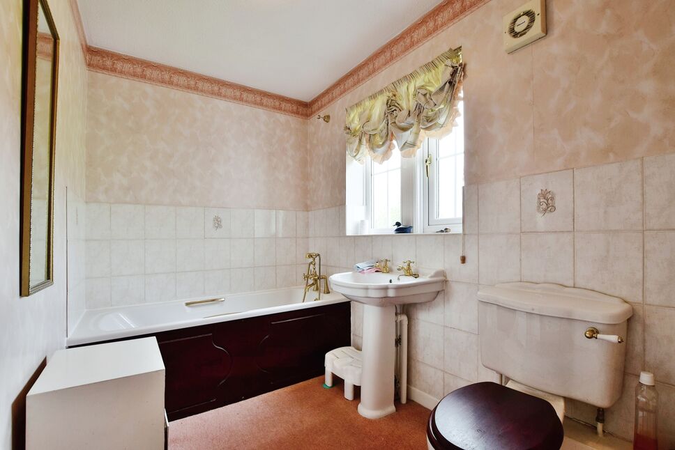 4 bedroom Detached House for sale, Chichester Close, Sale, M33 £620,000