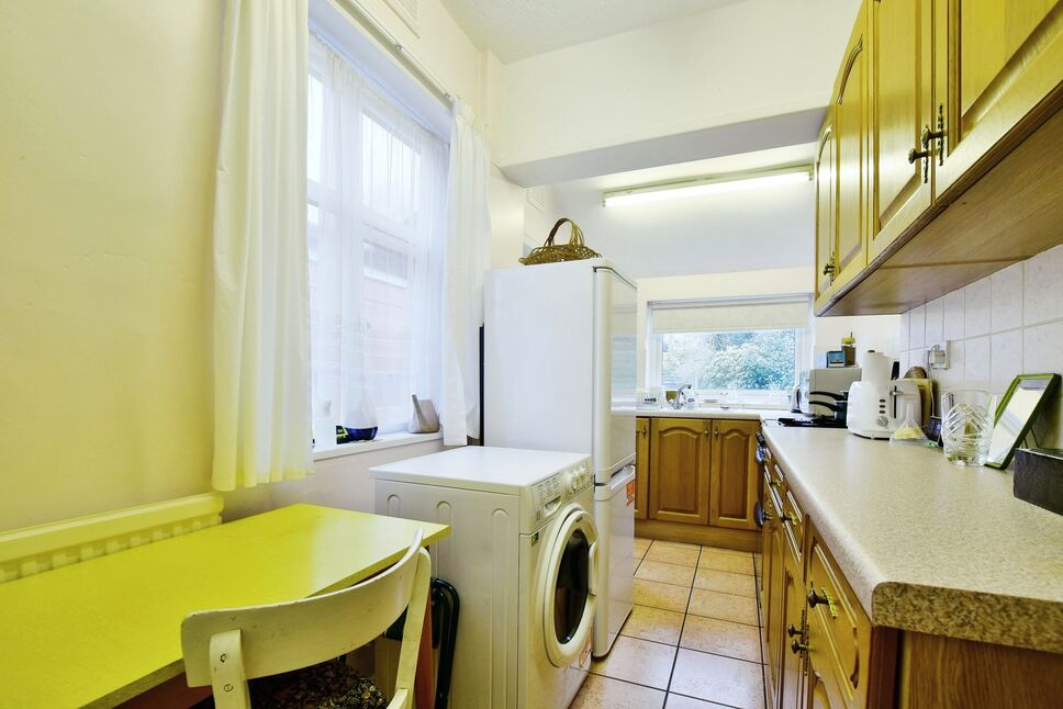 3 bedroom Semi Detached House for sale, Conway Road, Sale, M33 £350,000