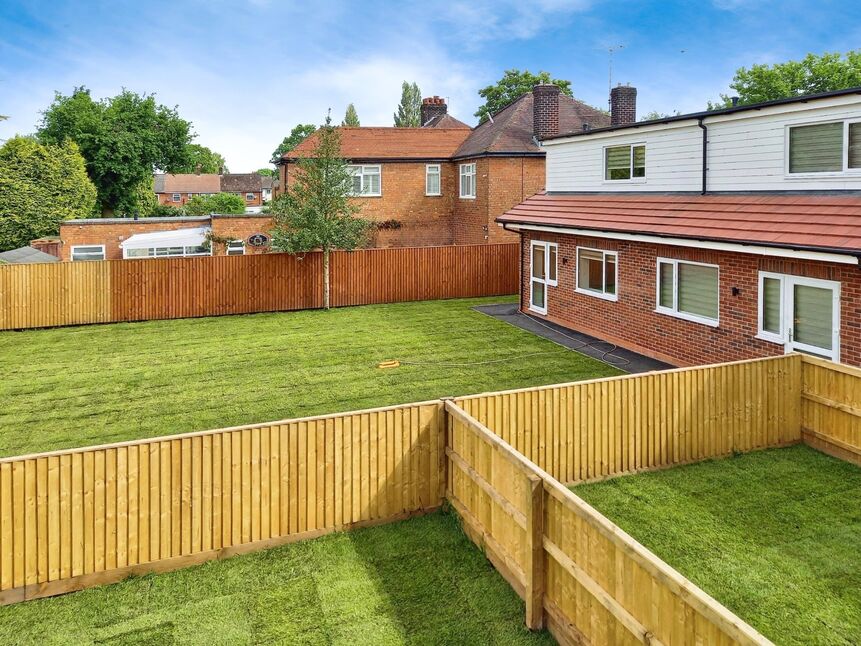 Main image of 1 bedroom Mid Terrace House to rent, Altrincham Road, Manchester, Greater Manchester, M23