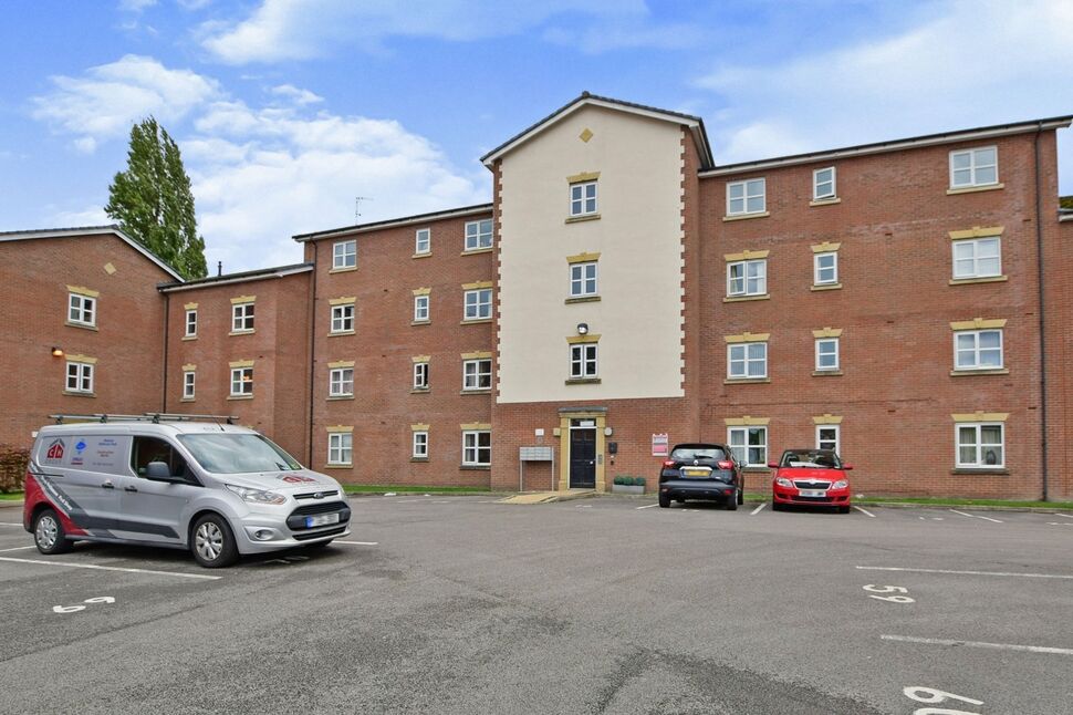 Main image of 2 bedroom Flat to rent, Lawnhurst Avenue, Manchester, Greater Manchester, M23