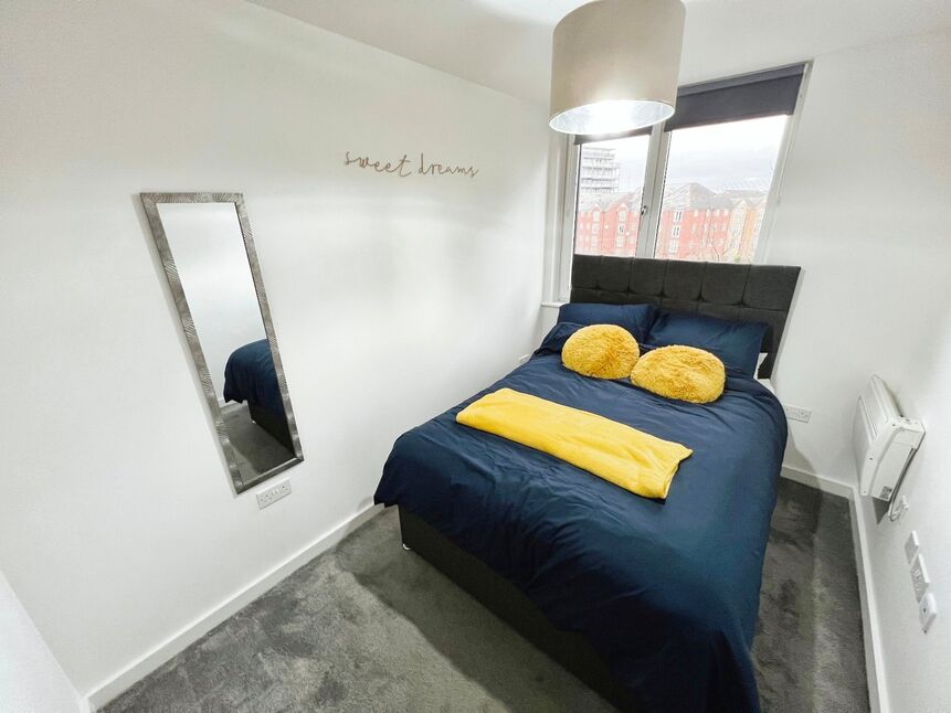 1 bedroom Flat for sale, Talbot Road, Old Trafford, M16 £145,000