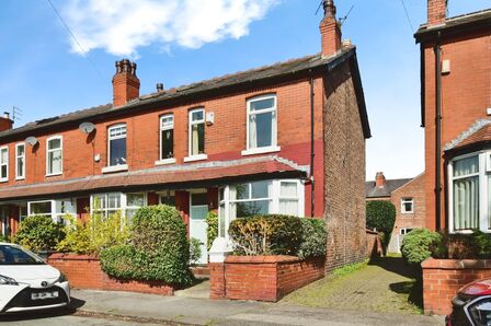 Abbey Road, 3 bedroom End Terrace House for sale, £365,000