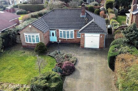 Harewood Avenue, 3 bedroom Detached Bungalow for sale, £695,000
