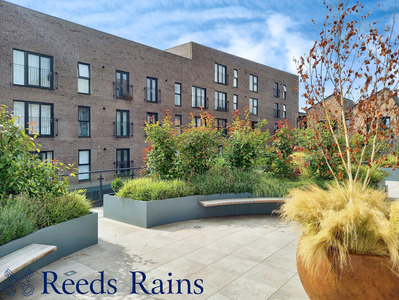 Emmeline Pankhurst Drive, 1 bedroom  Flat to rent, £1,200 pcm