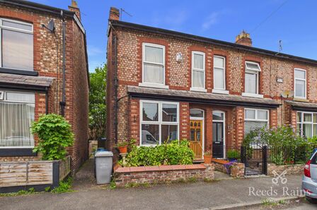 Lawson Grove, 4 bedroom End Terrace House for sale, &pound;395,000