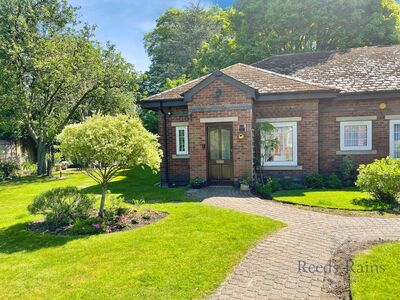 1 bedroom  Flat for sale