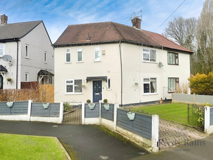 Main image of 3 bedroom End Terrace House for sale, Blackcarr Road, Manchester, Greater Manchester, M23