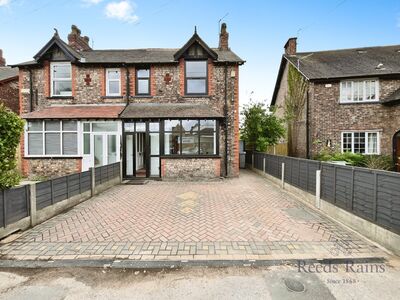 3 bedroom Semi Detached House to rent