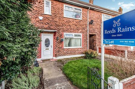Yattendon Avenue, 2 bedroom Mid Terrace House for sale, £255,000