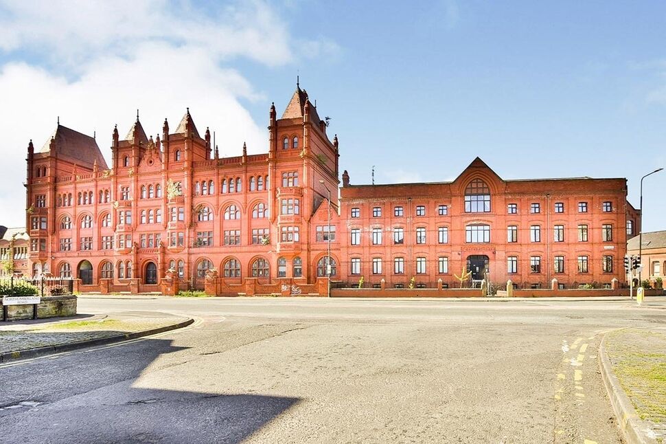 2 bedroom  Flat for sale