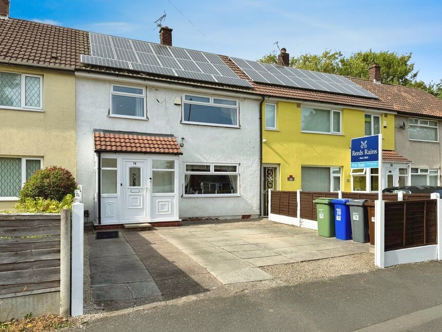 3 bedroom Mid Terrace House for sale