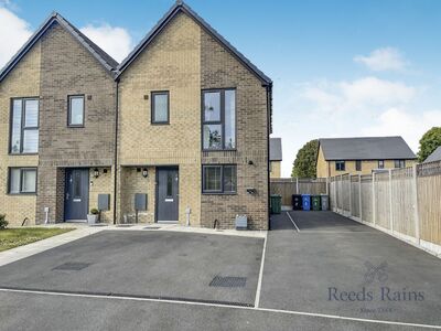 Daffodil Close, 3 bedroom Semi Detached House for sale, £148,500