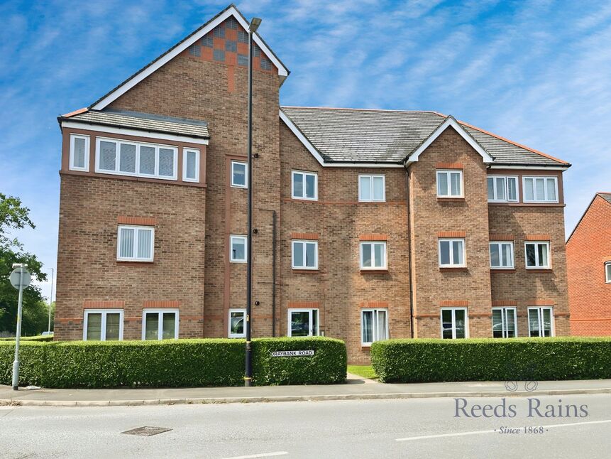 Main image of 2 bedroom Flat to rent, Draybank Road, Broadheath, Greater Manchester, WA14