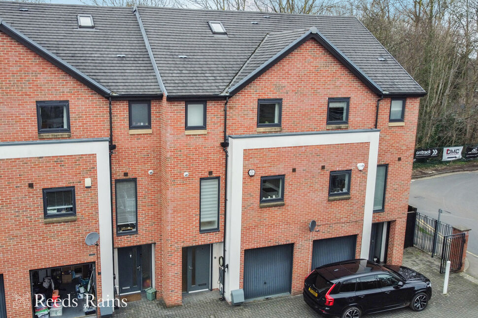 Main image of 4 bedroom Mid Terrace House for sale, Danefield Road, Sale, Greater Manchester, M33