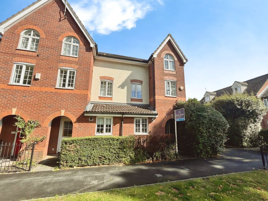 Main image of 3 bedroom End Terrace House to rent, Kendal Road, Stretford, Greater Manchester, M32