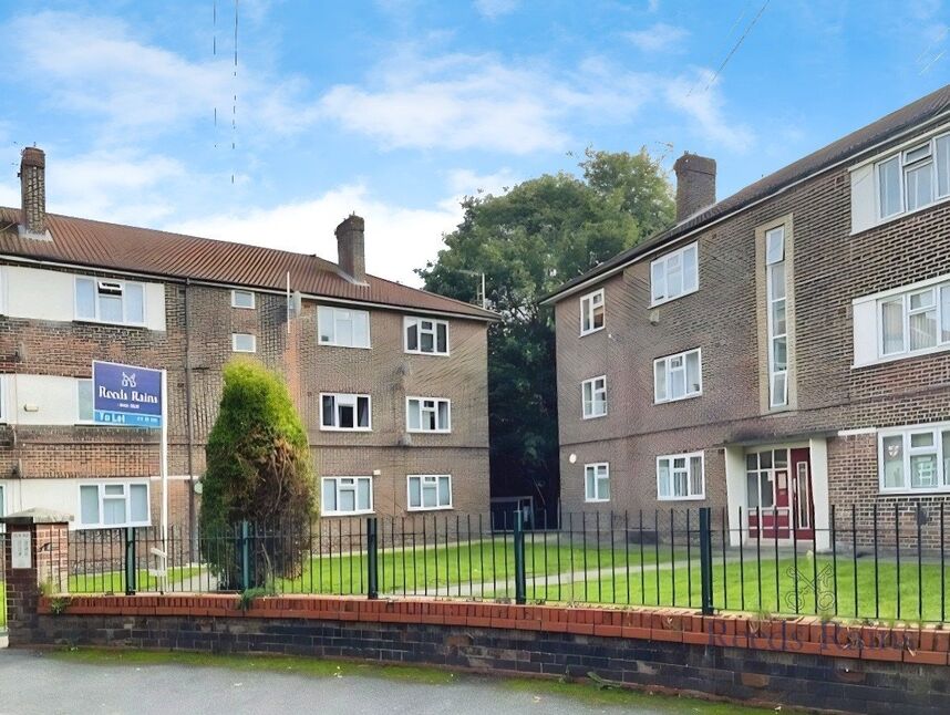 Main image of 2 bedroom  Flat to rent, Wardle Close, Stretford, Greater Manchester, M32