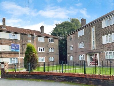 Wardle Close, 2 bedroom  Flat to rent, £1,100 pcm
