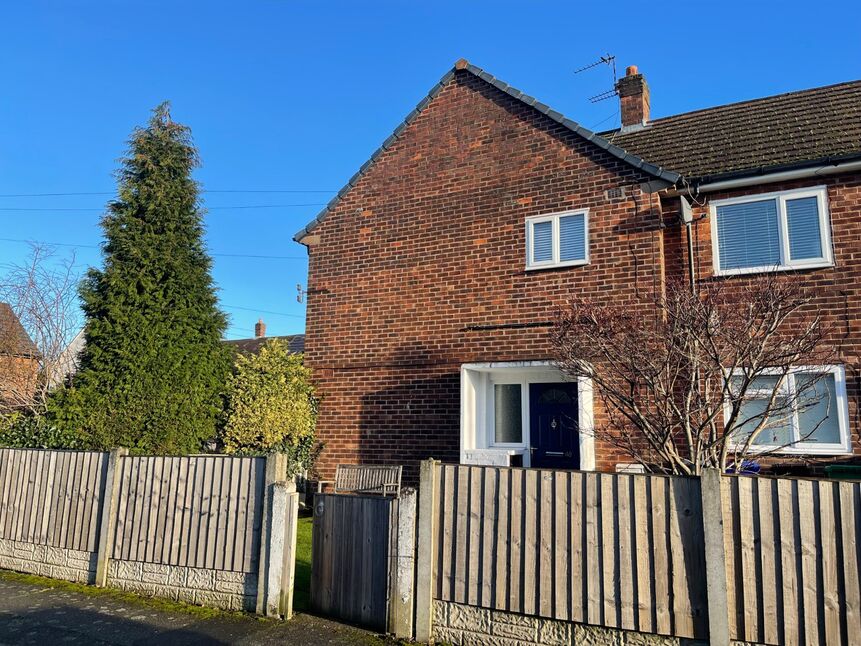 Main image of 2 bedroom Flat for sale, Swalecliff Avenue, Manchester, Greater Manchester, M23