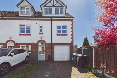 Greenbank Road, 4 bedroom End Terrace House for sale, &pound;475,000