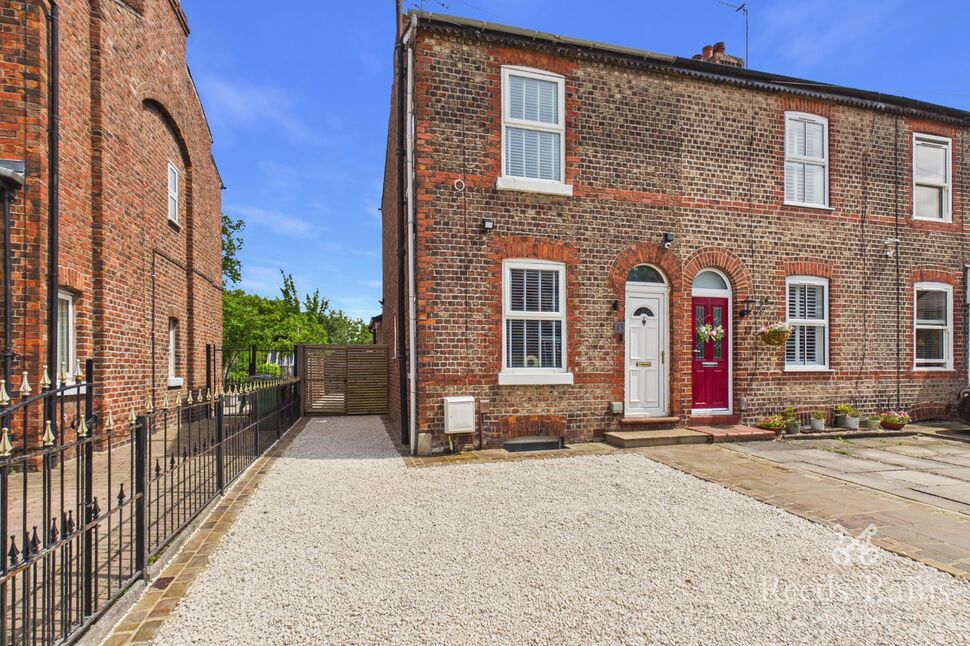Main image of 3 bedroom End Terrace House for sale, Victoria Road, Sale, Greater Manchester, M33