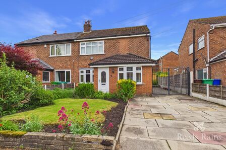 Cherry Tree Road, 3 bedroom Semi Detached House for sale, &pound;350,000