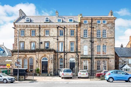 Upgang Lane, 3 bedroom  Flat for sale, £170,000