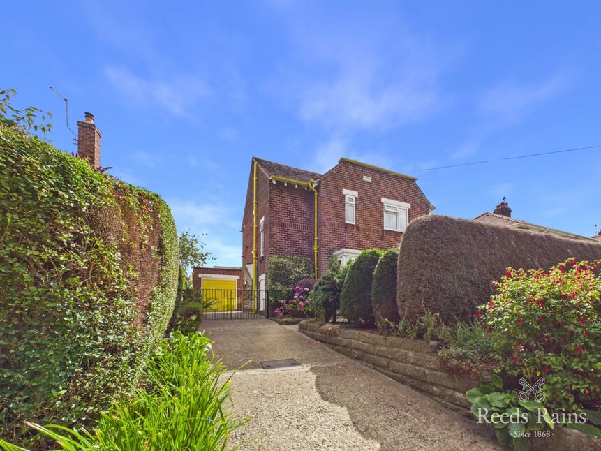 Main image of 3 bedroom Detached House for sale, Scalby Road, Scarborough, YO12