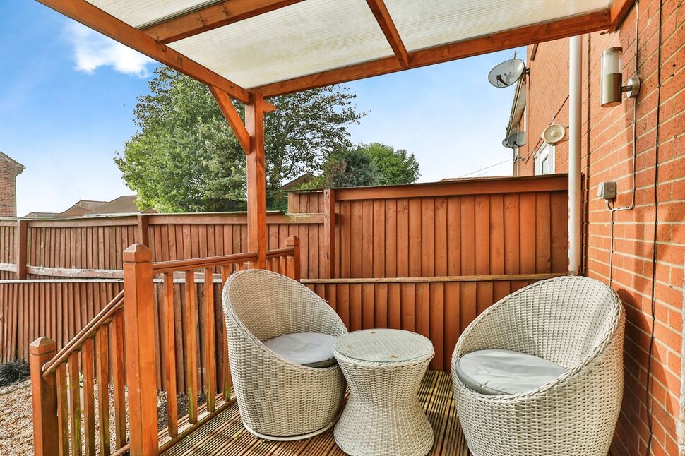 2 bedroom End Terrace House for sale, Main Street, Cayton, YO11 £150,000