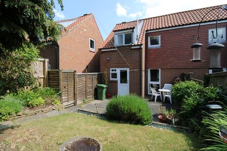 Dalby Close, 2 bedroom Semi Detached House for sale, £75,000