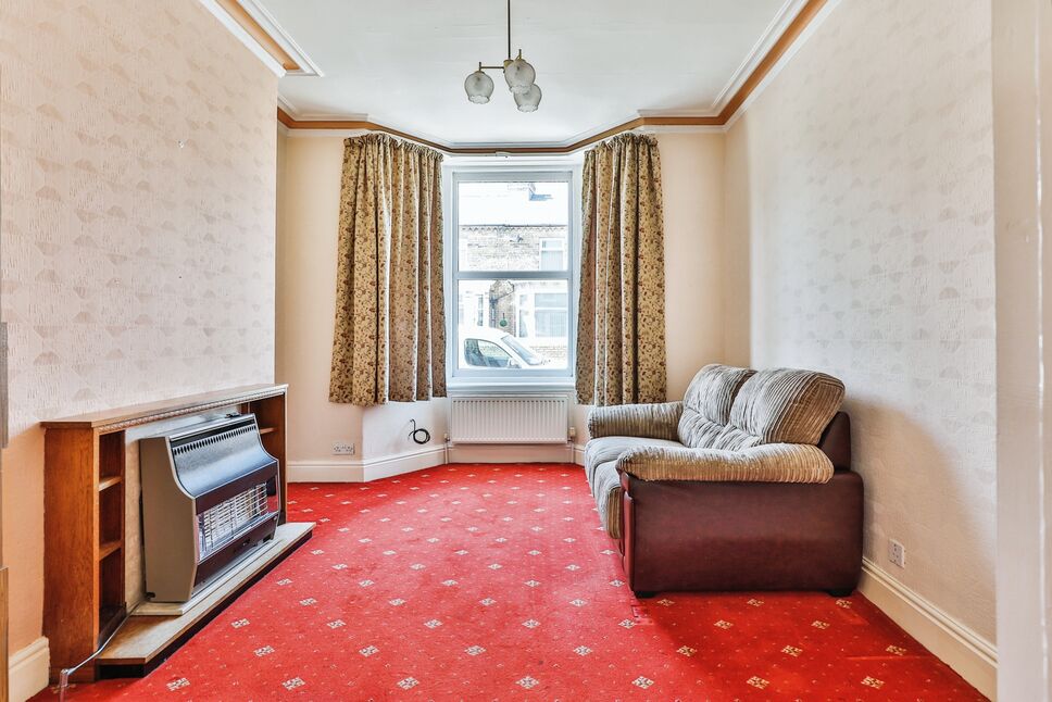 2 bedroom Mid Terrace House for sale, St. Johns Road, Scarborough, YO12