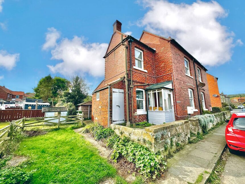 Main image of 2 bedroom Semi Detached House to rent, Middlewood Lane, Fylingthorpe, North Yorkshire, YO22