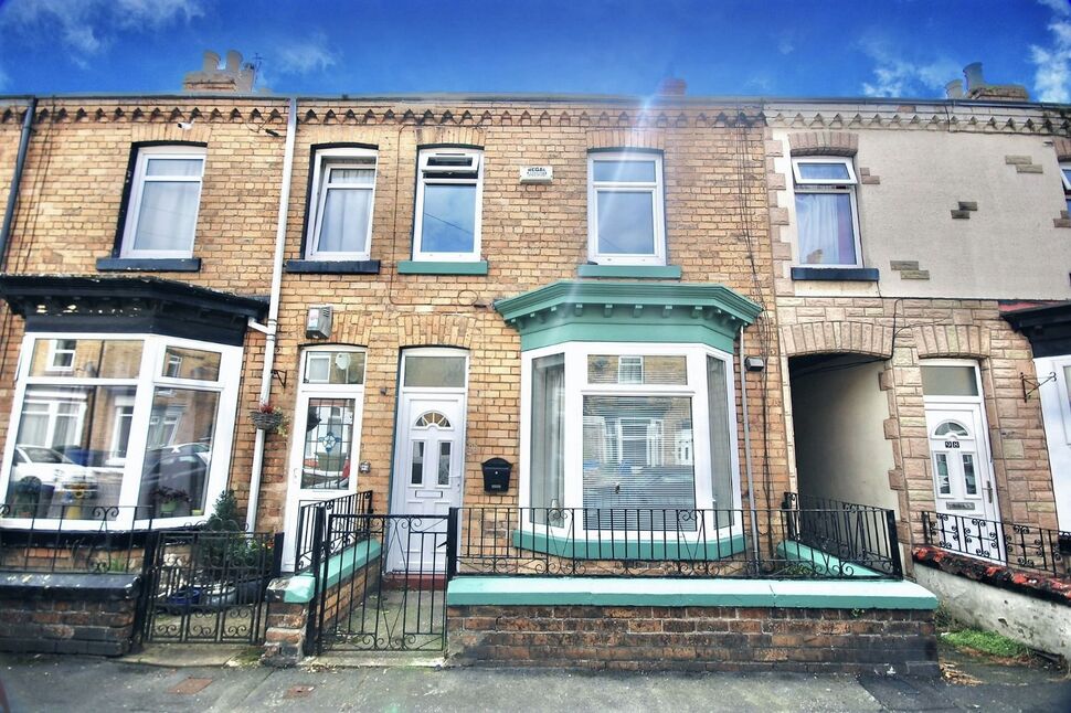 2 bedroom Mid Terrace House for sale, Candler Street, Scarborough, YO12