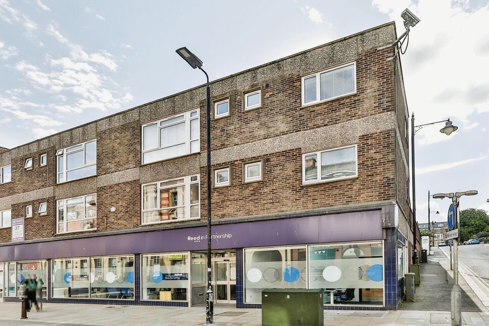Main image of 2 bedroom Flat to rent, Albemarle Crescent, Scarborough, YO11