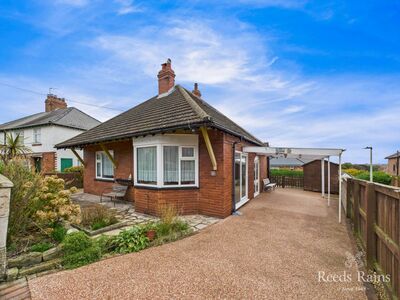 Prospect Park, 2 bedroom Detached Bungalow for sale, £190,000