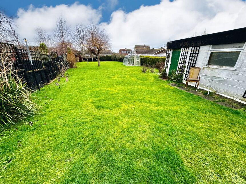 2 bedroom Semi Detached Bungalow for sale, Sands Lane, Hunmanby, YO14