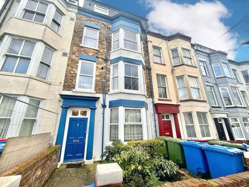 Garage for sale, St. Johns Road, Scarborough, YO12 £15,000
