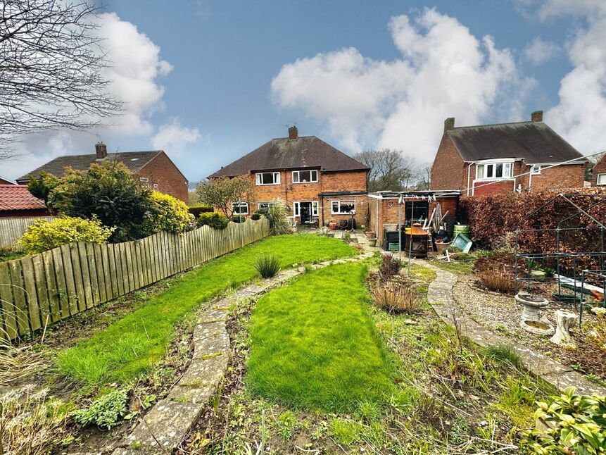Main image of 3 bedroom Semi Detached House for sale, Scalby Road, Scarborough, YO12