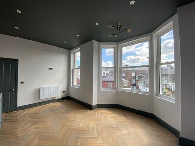 2 bedroom  Flat to rent