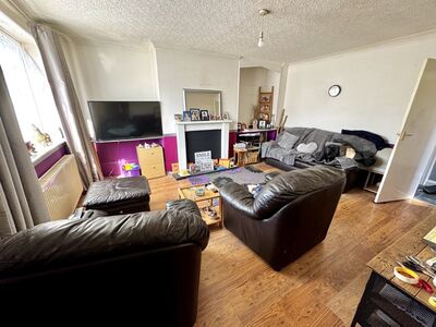 3 bedroom  Flat for sale